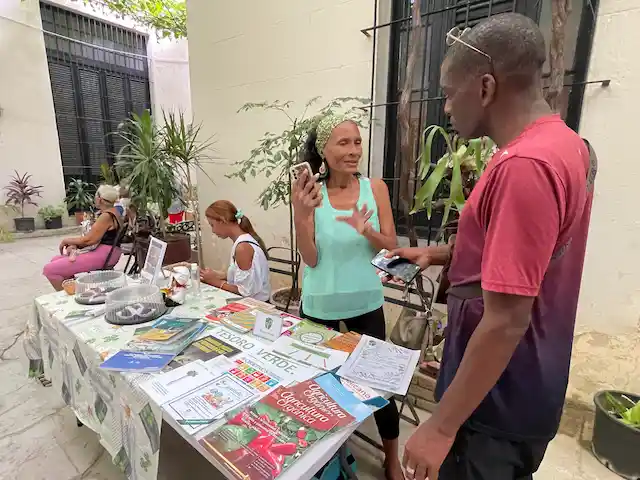 Mercado Siembra y Comparte