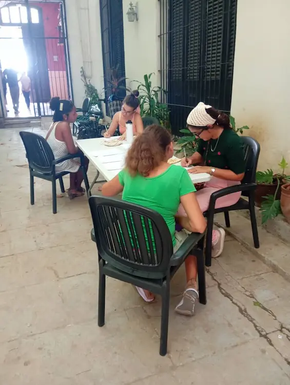 Talleres de Oficio Mujeres de Hoy
